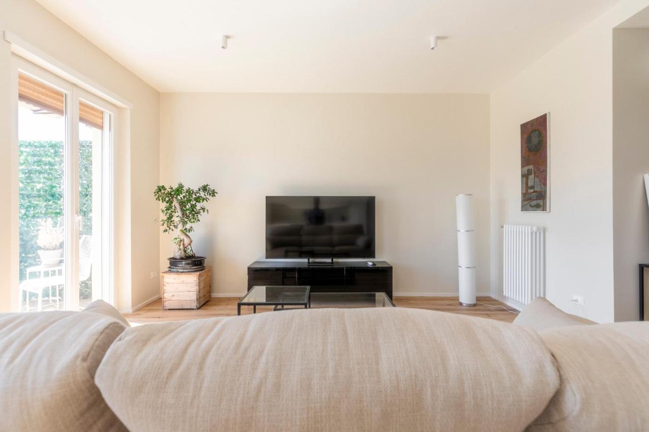 La Dolce Vita - Sunny Penthouse Trastevere Station 100Sqm Рим Екстериор снимка