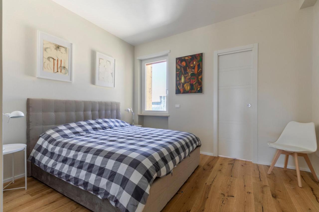 La Dolce Vita - Sunny Penthouse Trastevere Station 100Sqm Рим Екстериор снимка