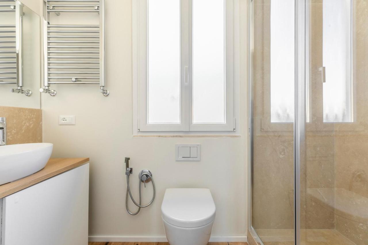 La Dolce Vita - Sunny Penthouse Trastevere Station 100Sqm Рим Екстериор снимка