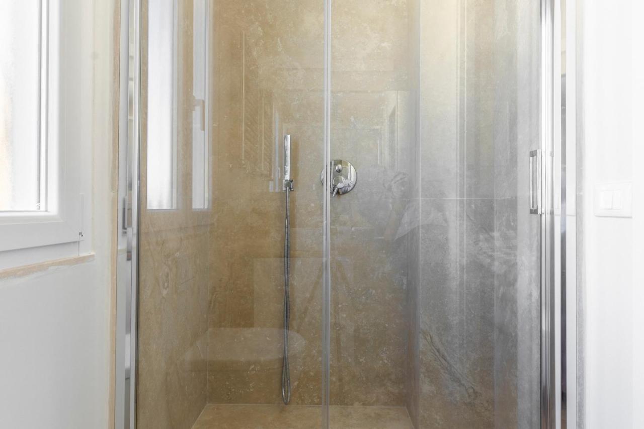 La Dolce Vita - Sunny Penthouse Trastevere Station 100Sqm Рим Екстериор снимка